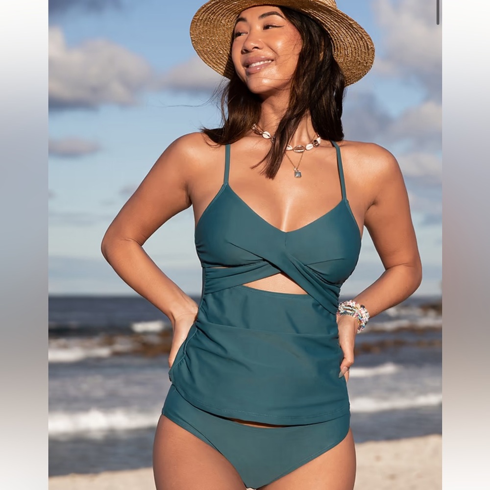 Women's Green Two Piece Swimsuit Lace up Monokini NWT Size L